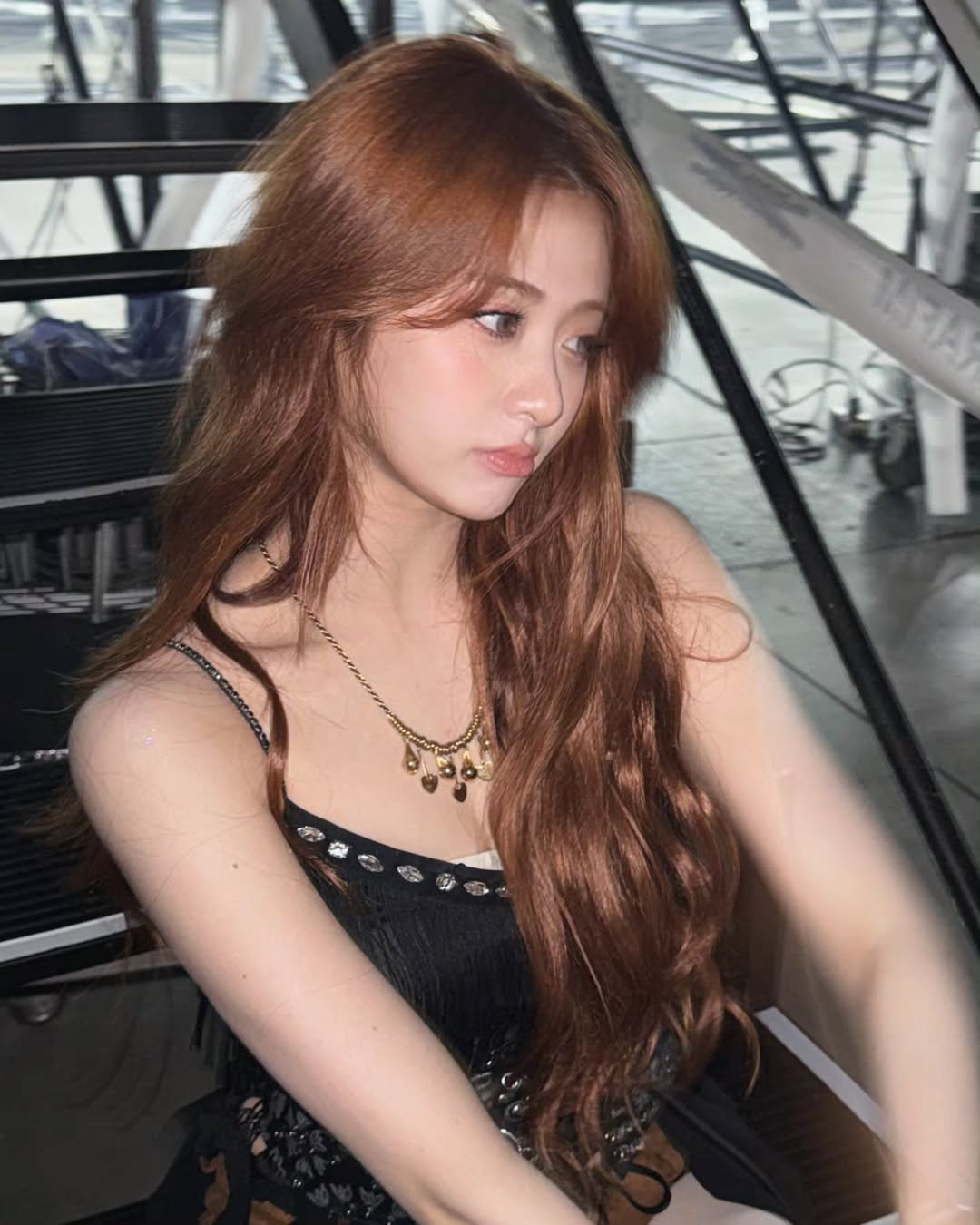 HUH YUNJIN Profile Photo